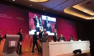 Fernando Savater, en la FIL de Guadalajara: pensar es un deber
