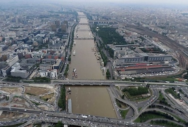 Turismo en Francia enfrenta inundaciones y otros desafíos