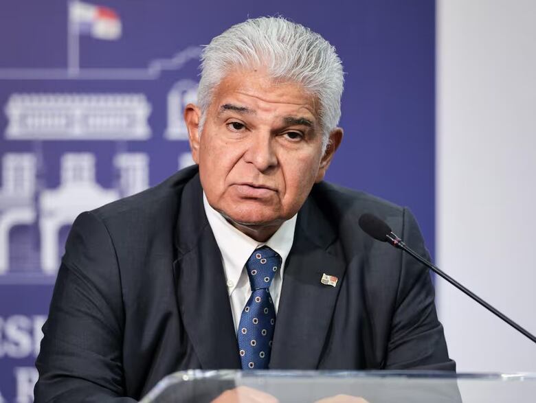 Nuevos comisionados y reglas para ascensos en la Policía Nacional