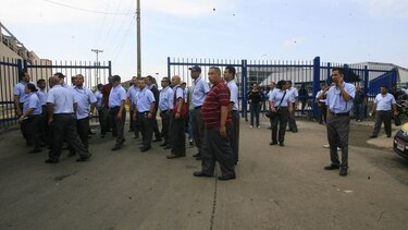Operadores del Metro Bus advierten de una huelga