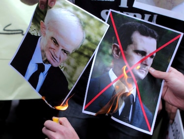 Al Asad rehusó renunciar al poder y ordenó disolver al Ejército antes de huir