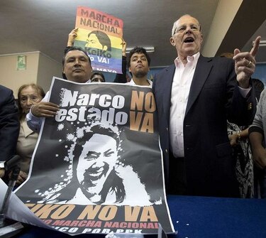 Kuczynski recibe espaldarazo de la izquierda para enfrentar a Fujimori