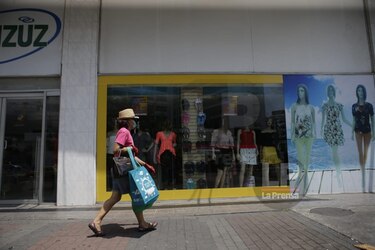 Minsa podrá autorizar la reapertura de empresas que no han podido operar por el toque de queda