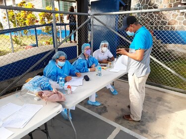 Salud proyecta para finales de julio vacunar a toda la población mayor de 16 años en tres provincias