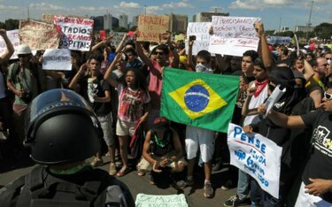 Brasil no descarta protestas en Mundial y reprimirá ‘violencia’