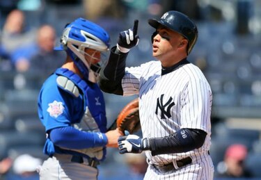 Beltrán vuelve a pegar jonrón y Yankees ganan 3-0