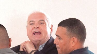 Martinelli presenta tres amparos más