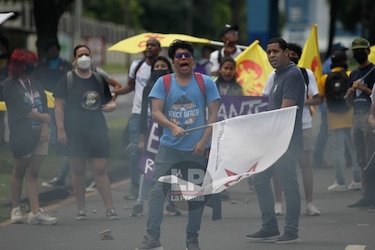 Reabren la vía Transístmica tras las manifestaciones frente a la Universidad de Panamá