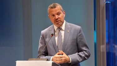 OMI alerta: 20,000 marinos atrapados en Ormuz por conflicto