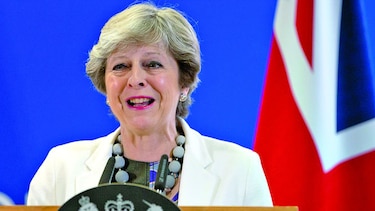 Angela Merkel apunta al Reino Unido