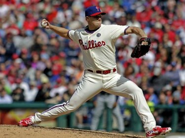 Revere y Papelbon le dan victoria a Filis sobre Bravos