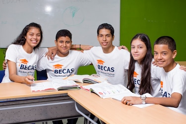 Una beca, cientos de historias que transforman el futuro