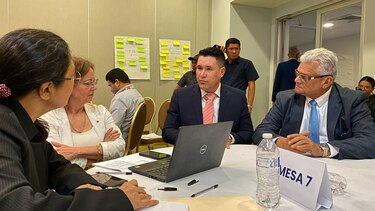 Alcaldes presentan sus propuestas para reformar la ley de descentralización 