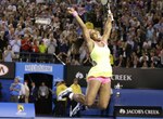Williams guarda el cañón y besa la Copa por sexta vez