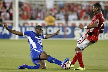 Saprissa y Árabe Unido afrontan duro pase a semifinales en Liga de Campeones