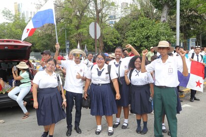 Más de 100 mil estudiantes se graduarán con 2.5 años de clases presenciales perdidas
