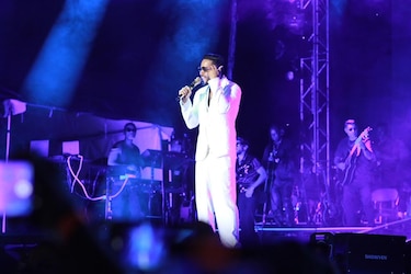 Romeo Santos enamora al público que se dio cita en el Rod Carew
