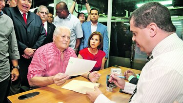 Pérez Balladares y Robinson, en carrera por el CEN