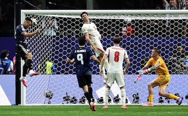 Argentina-España: la final que el fútbol escribió para Messi