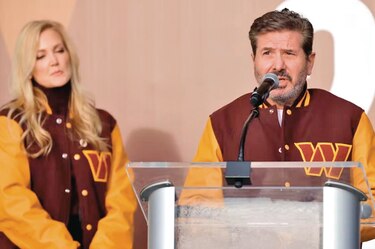 Dueño de los Cowboys critica al Congreso por informe en caso de los Commanders