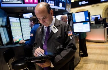Wall Street abre con pérdidas y el Dow Jones baja el 0.59%