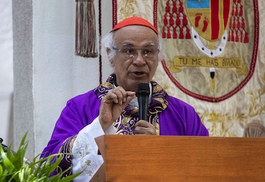 El papa felicita a cardenal nicaragüense por 35 años de consagración