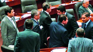 Bancadas revelan sus candidatos al TE