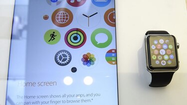Apple Watch sale a la venta; lanzamiento tuvo un bajo perfil