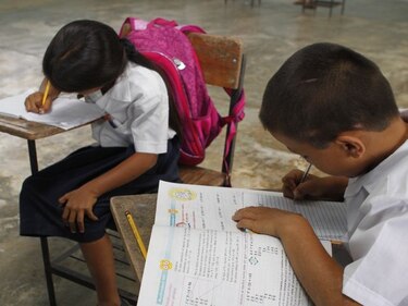 Unesco alerta de alto costo de la mala educación en América Latina