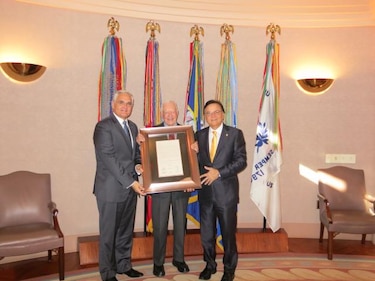 ACP entrega galardón al expresidente de EU James Carter