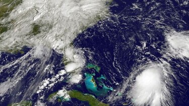 Huracán 'Joaquín' amenaza a las Bahamas y genera incertidumbre en el este de EU