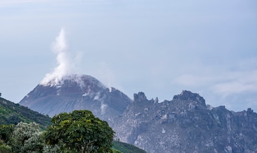 Guatemala monitorea aumento de actividad eruptiva en tres volcanes