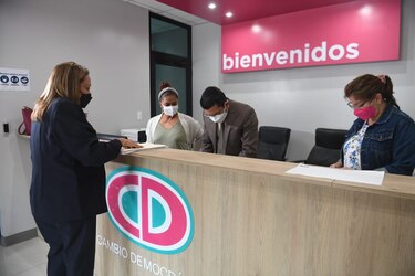 Diputados disidentes del CD responden con un recurso legal: piden la expulsión de Roux