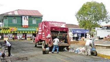 Reciclaje de basura genera polémica