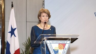 Empresarios y Gobierno hablan de controlar excesos