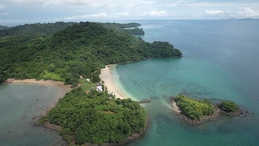 Alcaldes viajarán a dos países con dinero del Parque Nacional Coiba