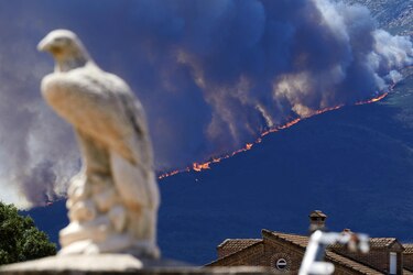 Más de 88,500 afectados en el centro de España por dos grandes incendios