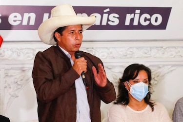 Presidente de Perú afirma que quieren derrocarlo por reformas
