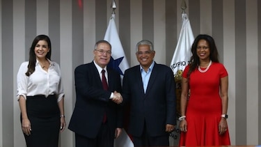 Blandón y Fábrega sostienen primera reunión de transición en la Alcaldía de Panamá