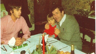 ‘Invitamos a un hombre a casa para Navidad y se quedó con nosotros 45 años’