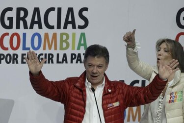 Santos critica a Zuluaga por 'condiciones imposibles' para proceso de paz