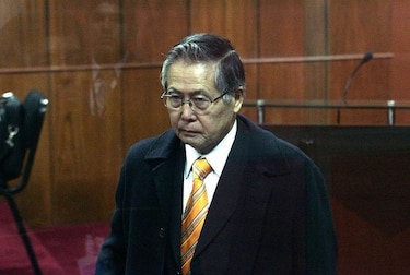 Alberto Fujimori permanece en clínica por exámenes médicos