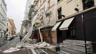 Francia: tormenta deja sin electricidad a 200 mil viviendas