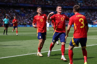España debuta con victoria en el fútbol olímpico