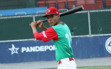 Equipo preintermedio logra primera victoria en Puerto Rico