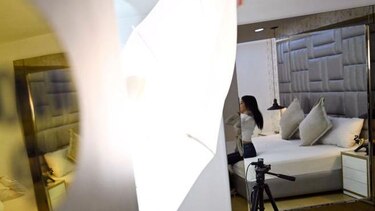 "Vas a recibir tu merecido": los 'agentes' que amenazan a las modelos de OnlyFans y se quedan con la mitad de sus ganancias