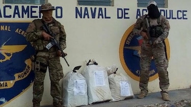 Encuentran 69 paquetes de presunta droga en Coclé