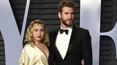 Cyrus y Hemsworth donaron dinero