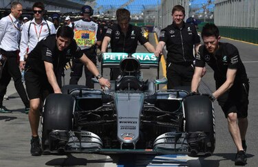 Hamilton y Vettel esperan una reñida batalla por el título