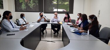 Paro en el hospital San Miguel Arcángel se mantiene; trabajadores se declaran en asamblea permanente 